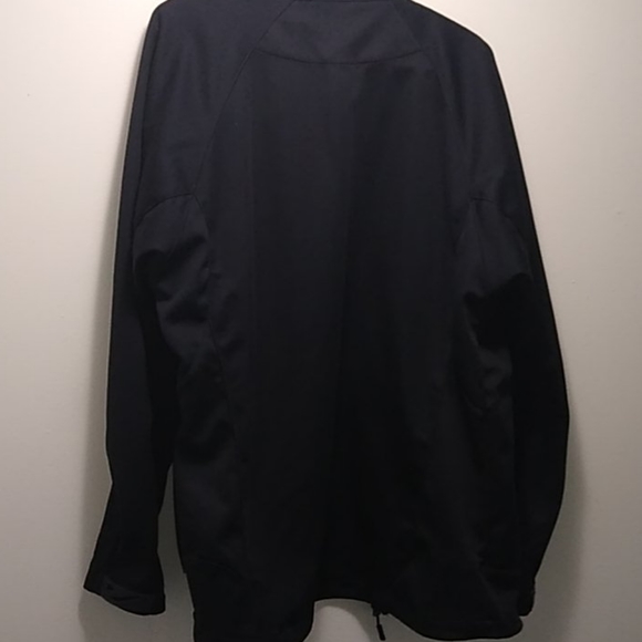 A stormtech performance jacket - Picture 5 of 5